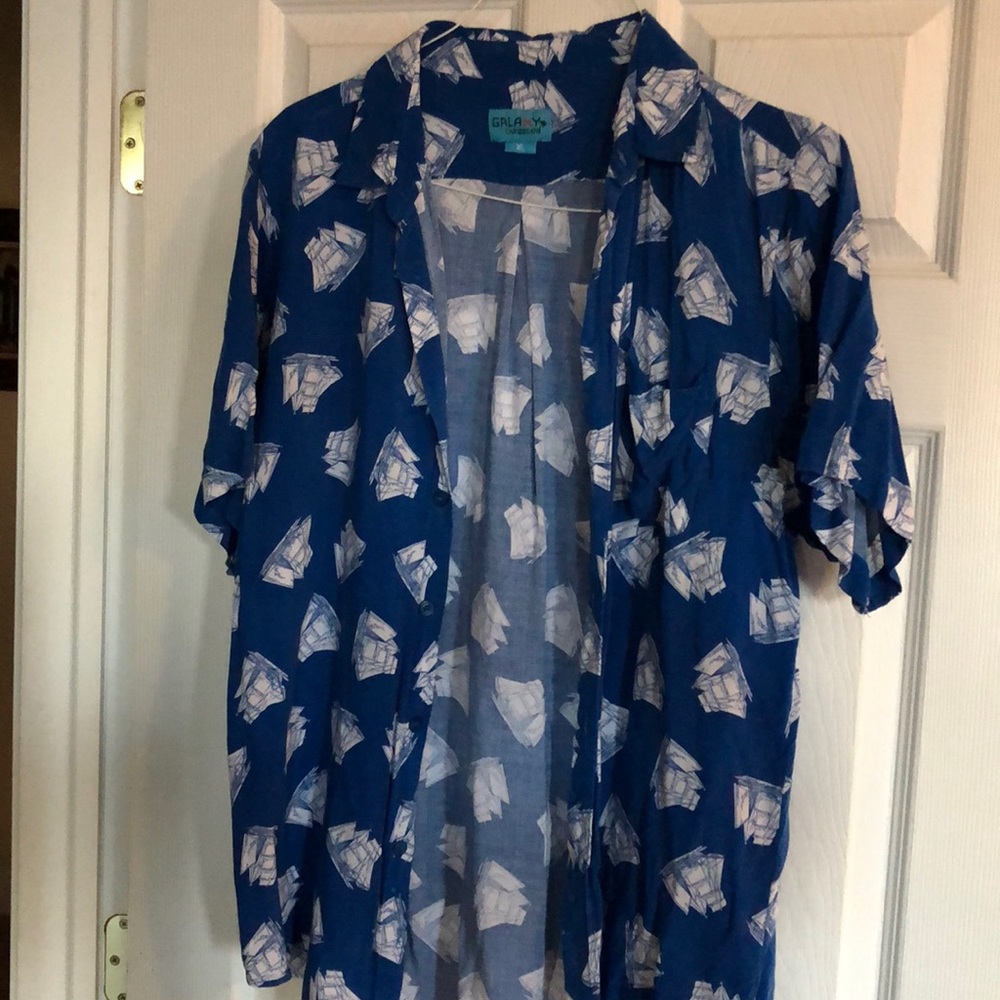 Boat patterned summer-style short sleeve shirt size XL